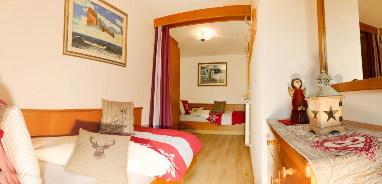 Villa Artic Apartments Campitello di Fassa Bagian luar foto